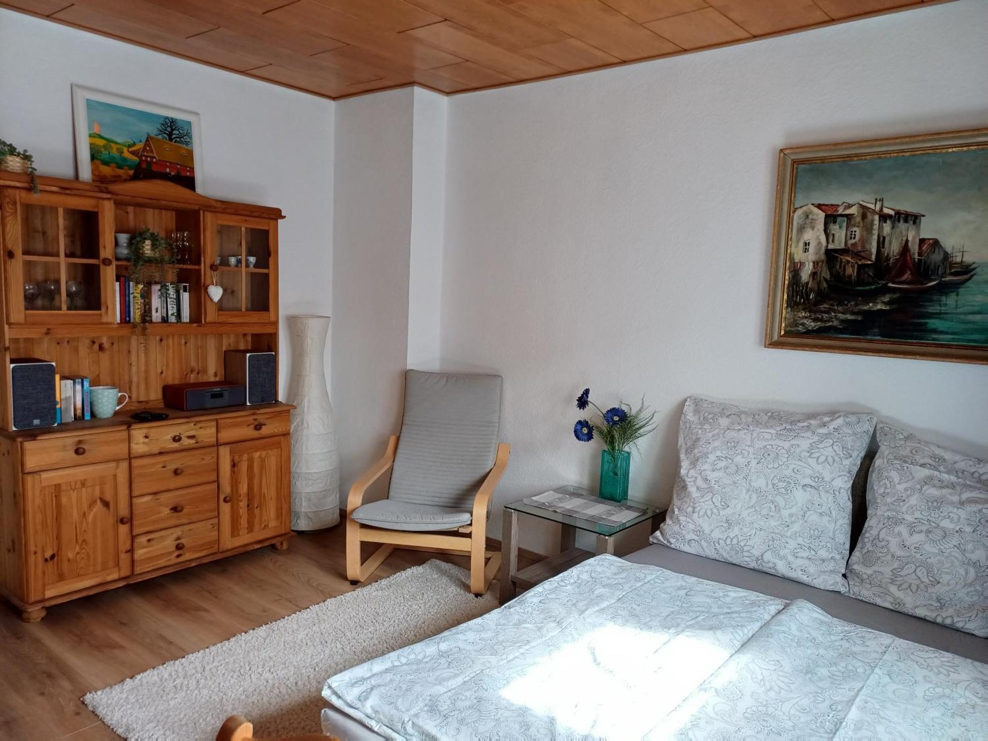 Апартаменты Haus Am Roesberg Борнхайм Экстерьер фото